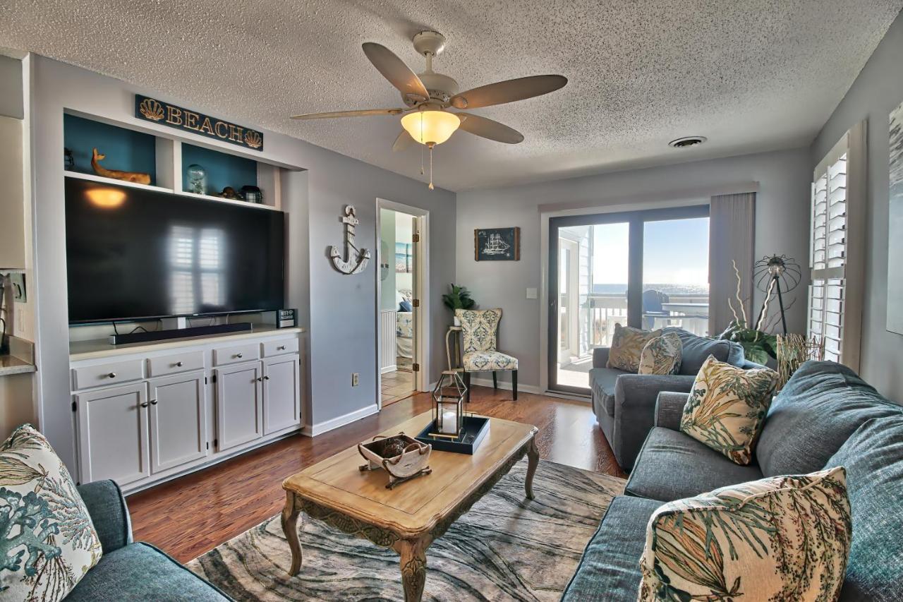 Direct Ocean Front 3br/2ba Dog Friendly **oceanfront** Apartment Myrtle Beach