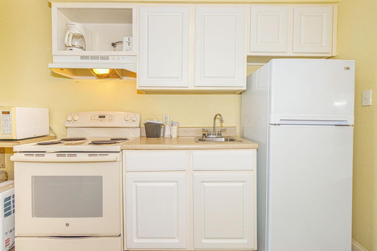 Stunning Ocean View- Recently Updated Studio- Sea Mist 51509 Holiday home Myrtle Beach
