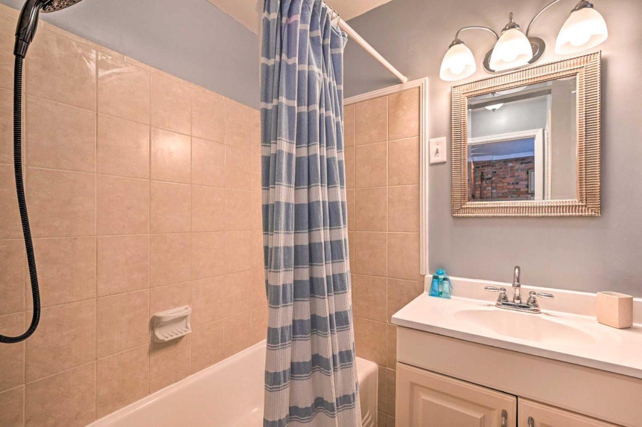 Ground Floor Unit 10 Miles To Myrtle Apartment