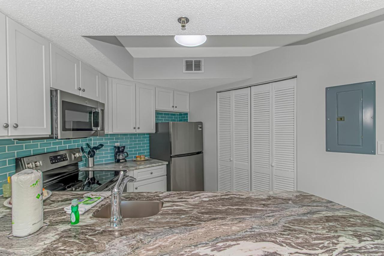 Carolinian 1535 Myrtle Beach