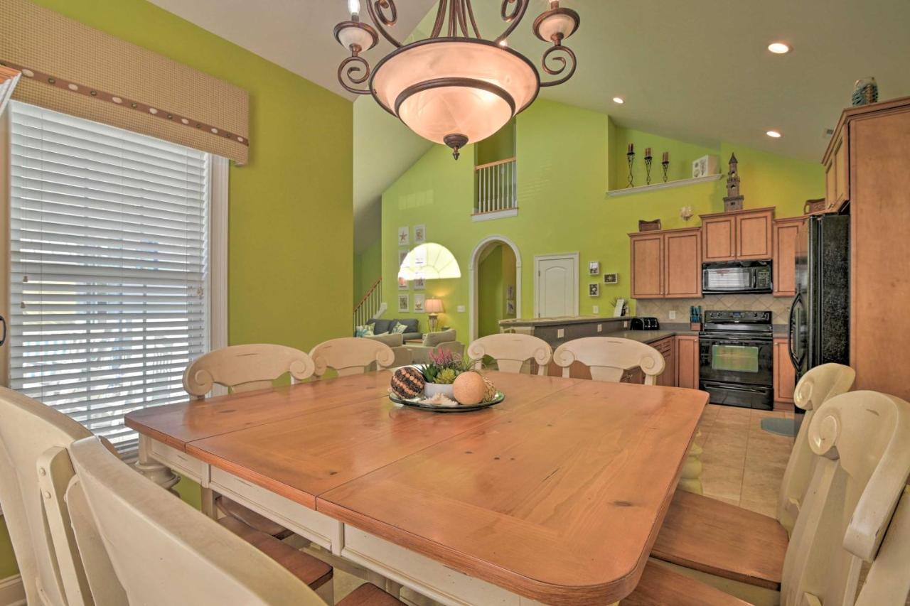 Holiday home Charming Bermuda Bay Hideaway With Game Room! *