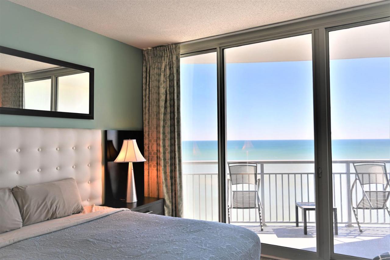 Huge Ocean Front Condo, Amazing Views Apartment
