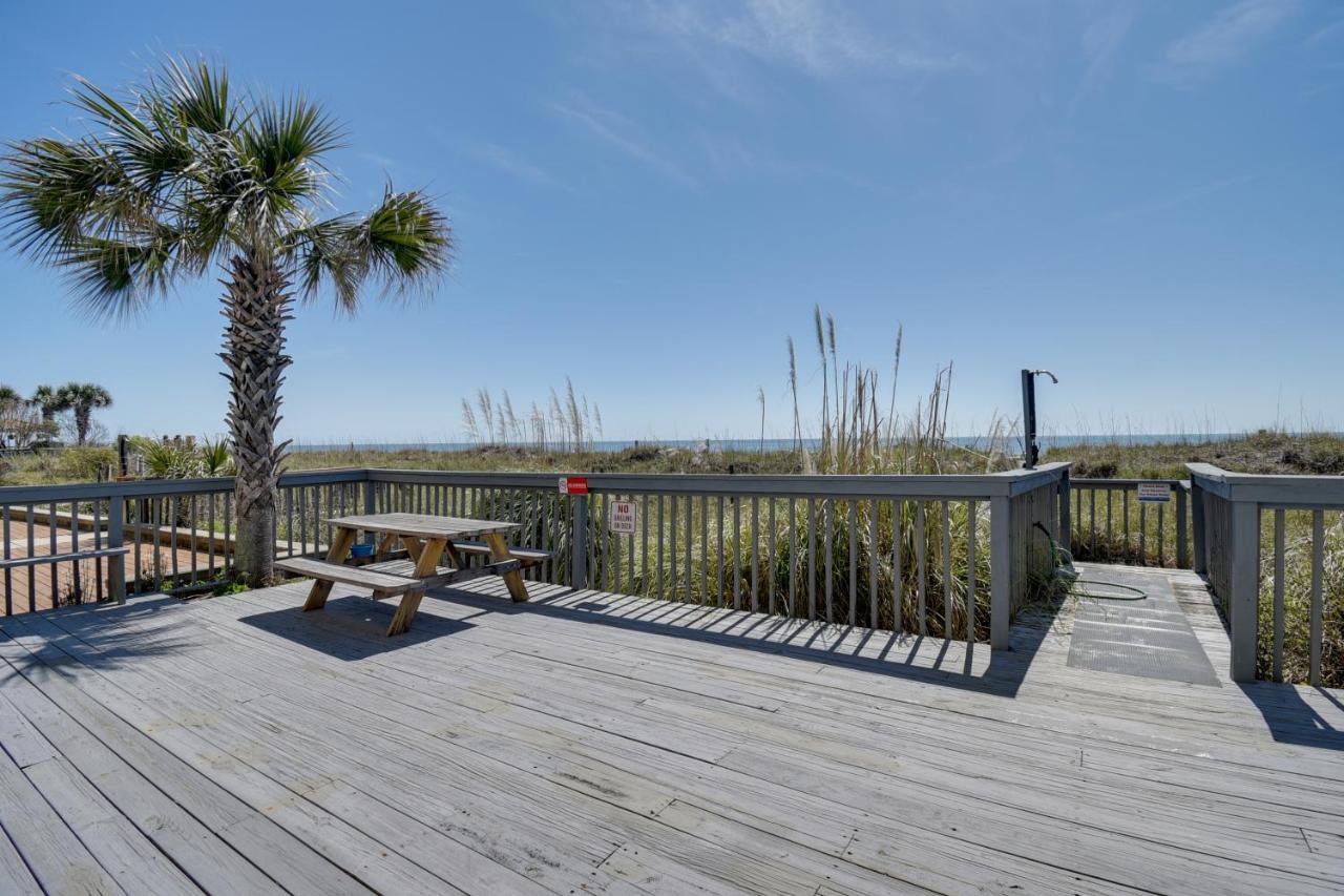 Oceanfront With Shared Deck And Access! *