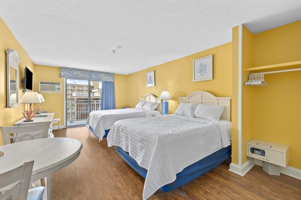 Ocean View Double Queen Suite! Perfect For 4 Guests! Sea Mist 50603 Myrtle Beach