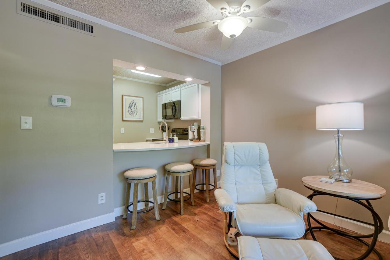Serene Myrtle With Amenities! Apartment