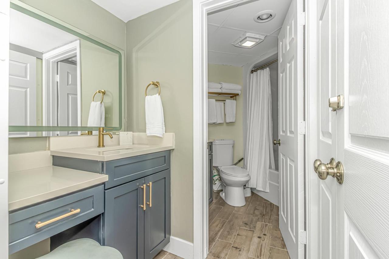 One Bedroom At The Landmark Unit 347 * Myrtle Beach