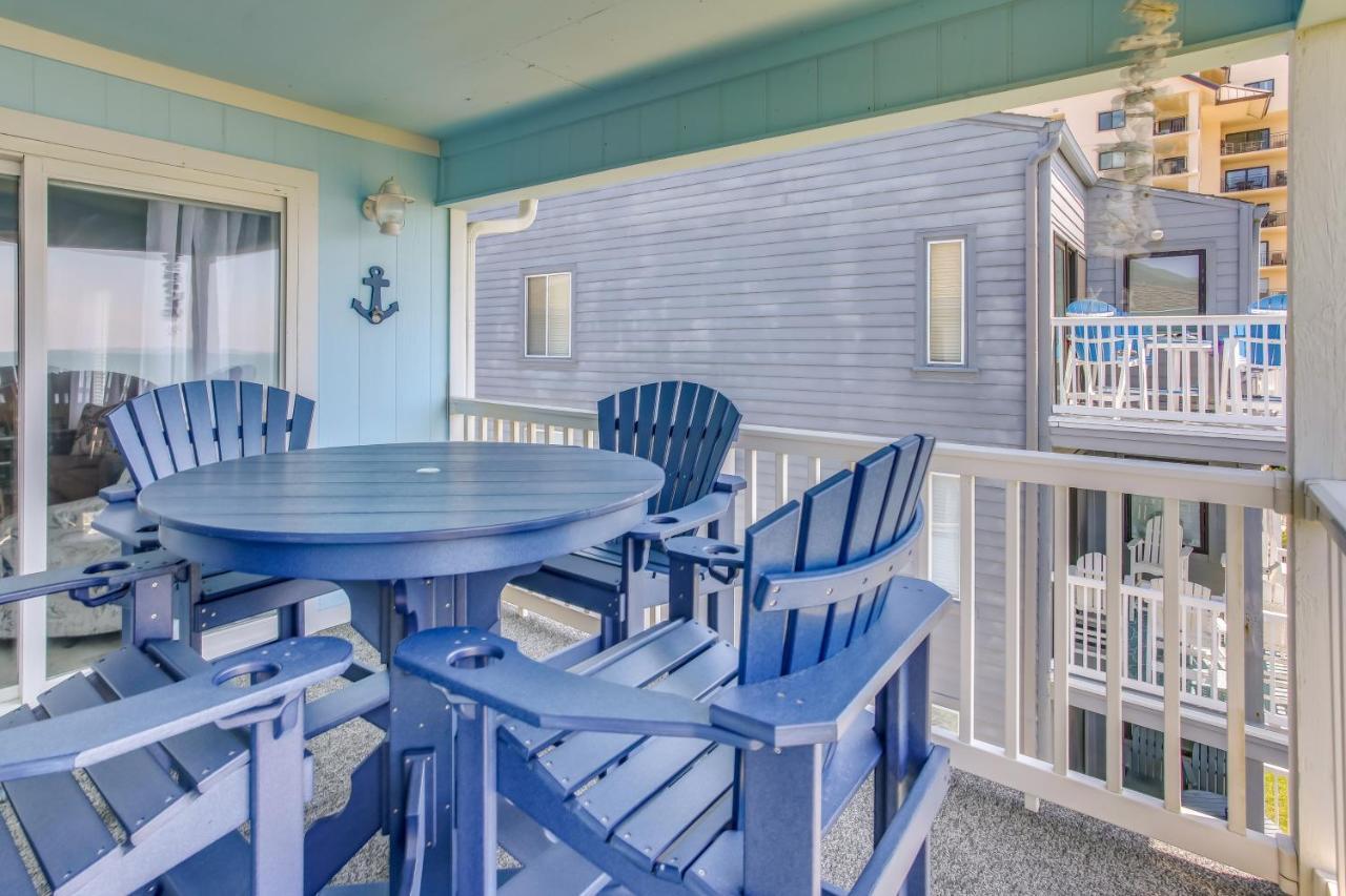 Apartment North Myrtle Retreat Chairs Included!