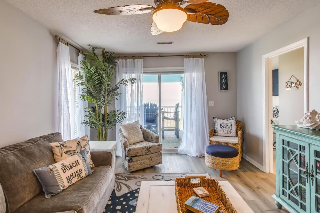 Apartment North Myrtle Retreat Chairs Included!