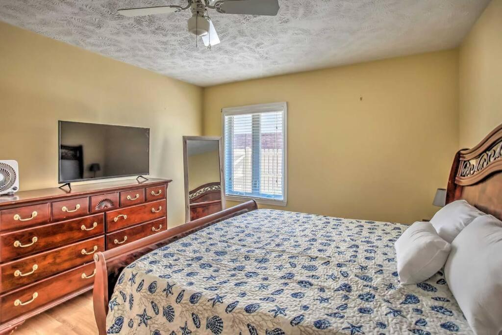 Ocean View Villa: Chic Retreat With Private Pool And Rooftop Deck Myrtle Beach