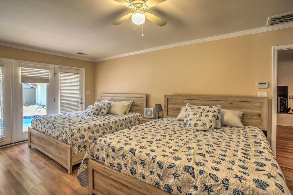 Ocean View Villa: Chic Retreat With Private Pool And Rooftop Deck *