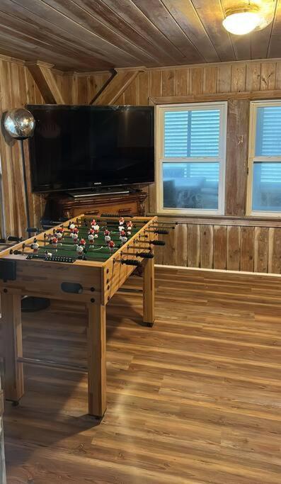 Posh Oceanfront Oasis: Private Pool, & Game * Myrtle Beach