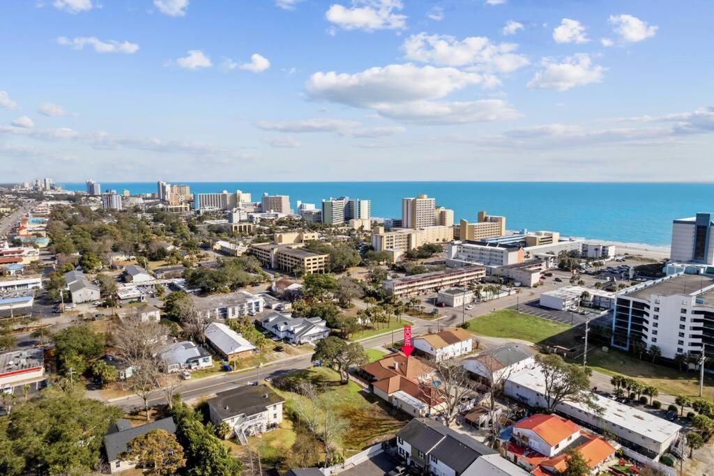 Ocean View Villa: Chic Retreat With Private Pool And Rooftop Deck Holiday home Myrtle Beach