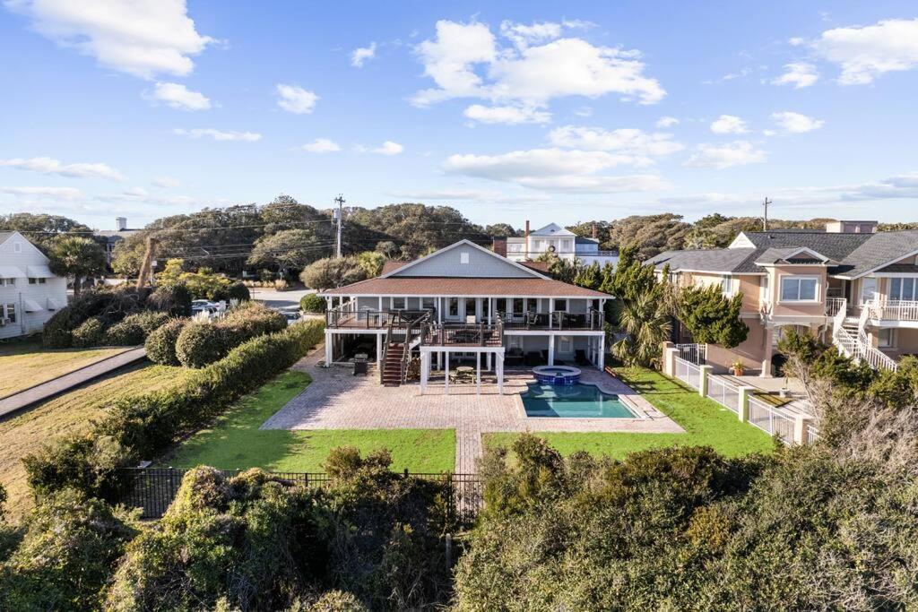 Posh Oceanfront Oasis: Private Pool, & Game * Myrtle Beach