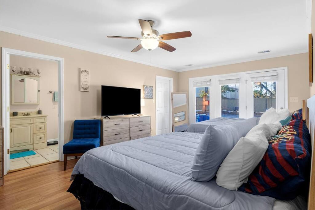 Ocean View Villa: Chic Retreat With Private Pool And Rooftop Deck Myrtle Beach
