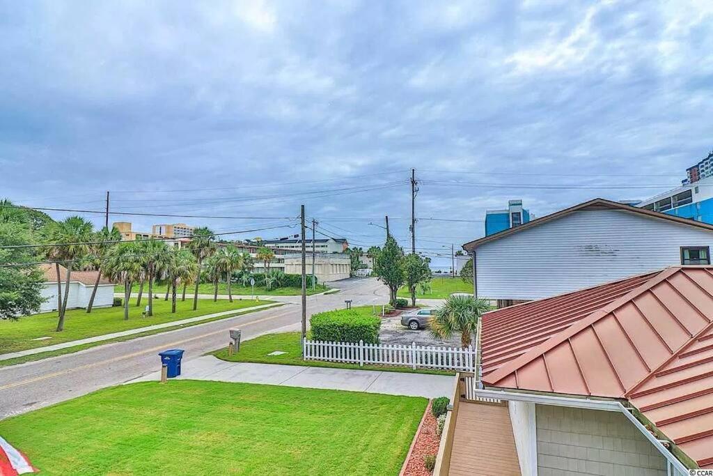 Ocean View Villa: Chic Retreat With Private Pool And Rooftop Deck Holiday home Myrtle Beach