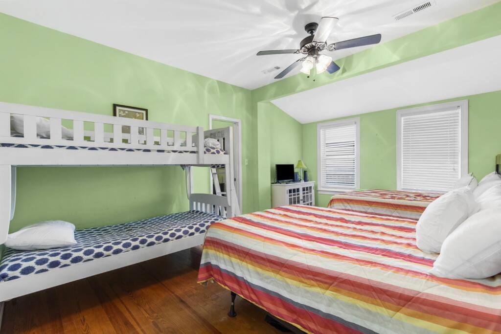 Posh Oceanfront Oasis: Private Pool, & Game Myrtle Beach