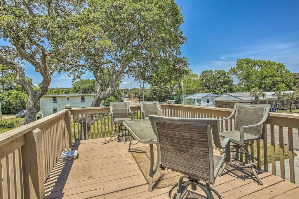 Ocean View Villa: Chic Retreat With Private Pool And Rooftop Deck Myrtle Beach