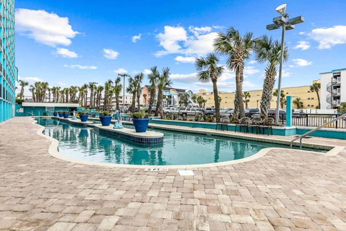 Apartment Wonderful Oceanfront 1br At Landmark Resort! 1235 *
