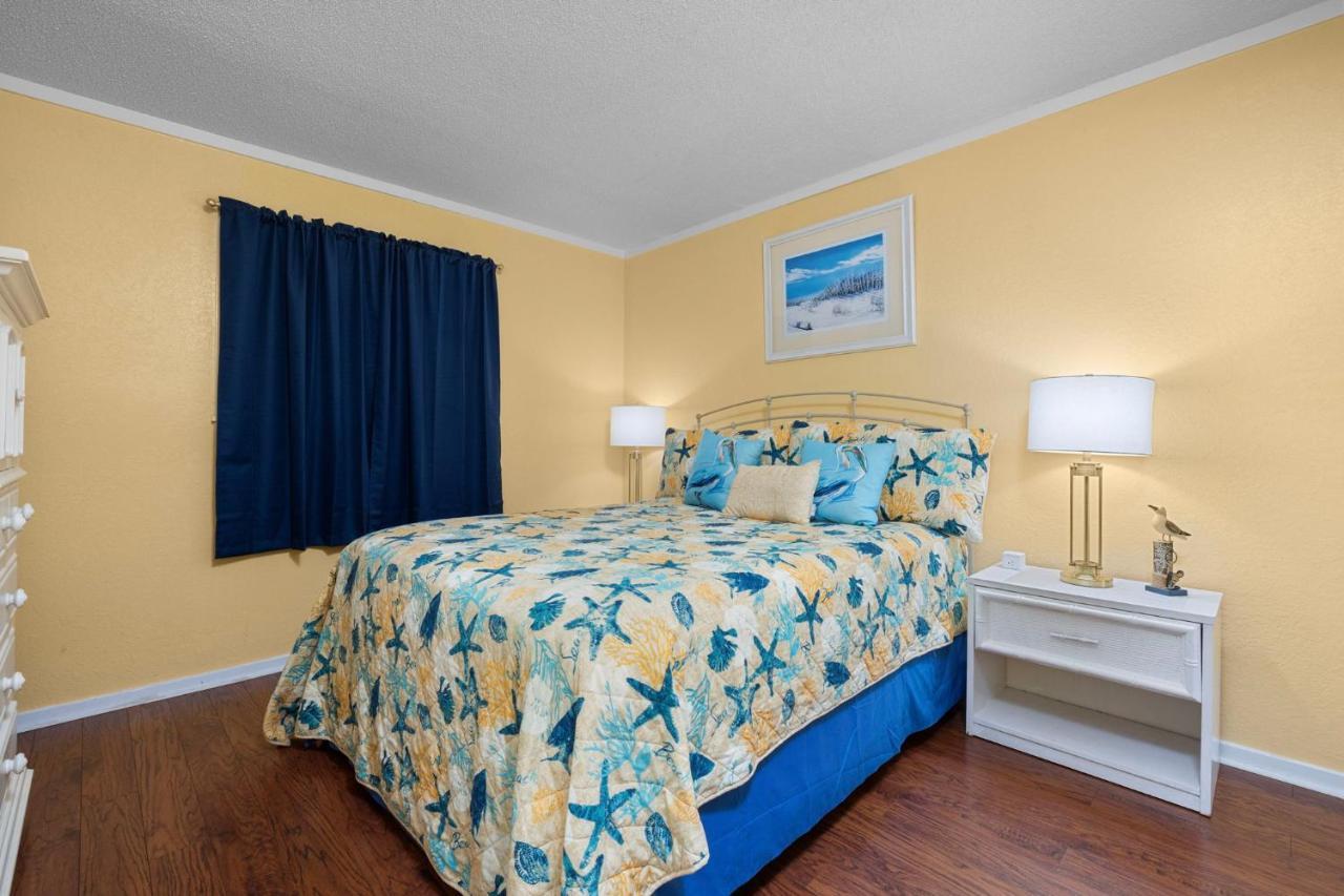 Holiday home Pelican Pad Oceanview Amazing Amenities Included! *