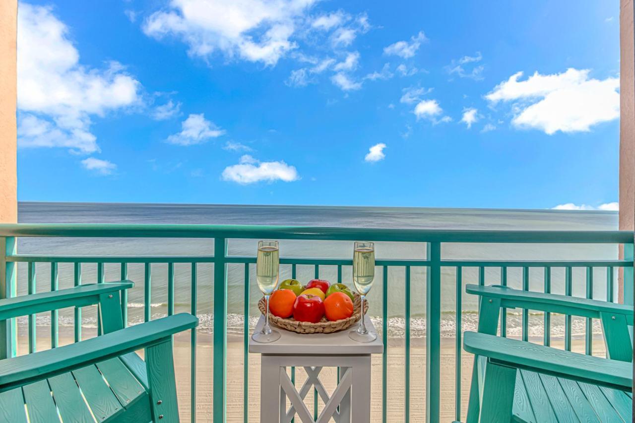 Direct Oceanfront 1 Bedroom - Surf's Up Oceanfront Oasis 1416 Holiday home Myrtle Beach