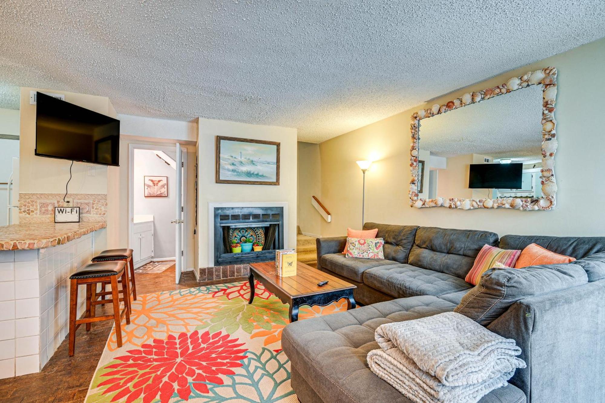 Holiday home Bohemian Retreat - 2 Blocks To Ocean!