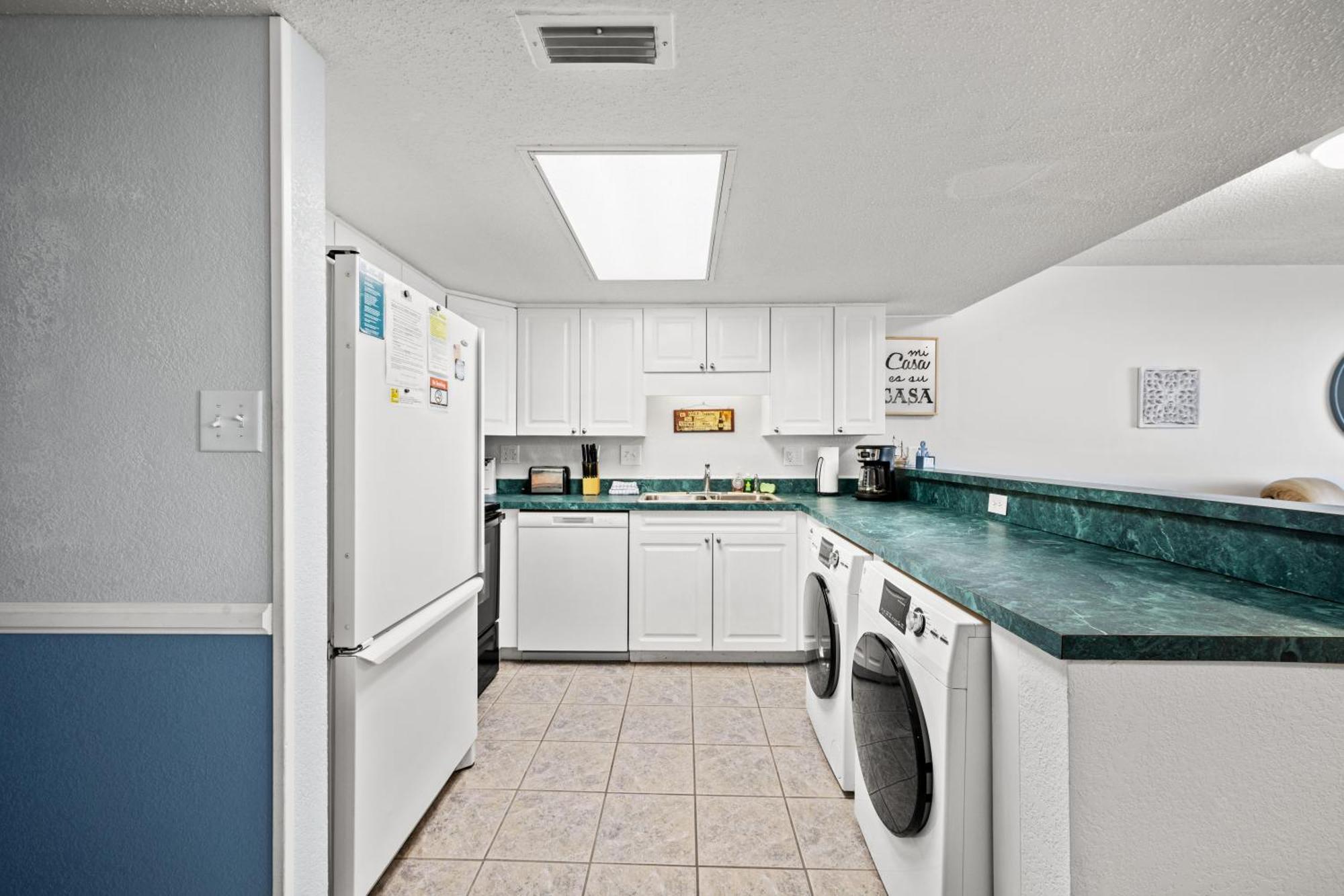 Waterpointe Ii 405 - Oceanfront - Windy Hill Section Holiday home *