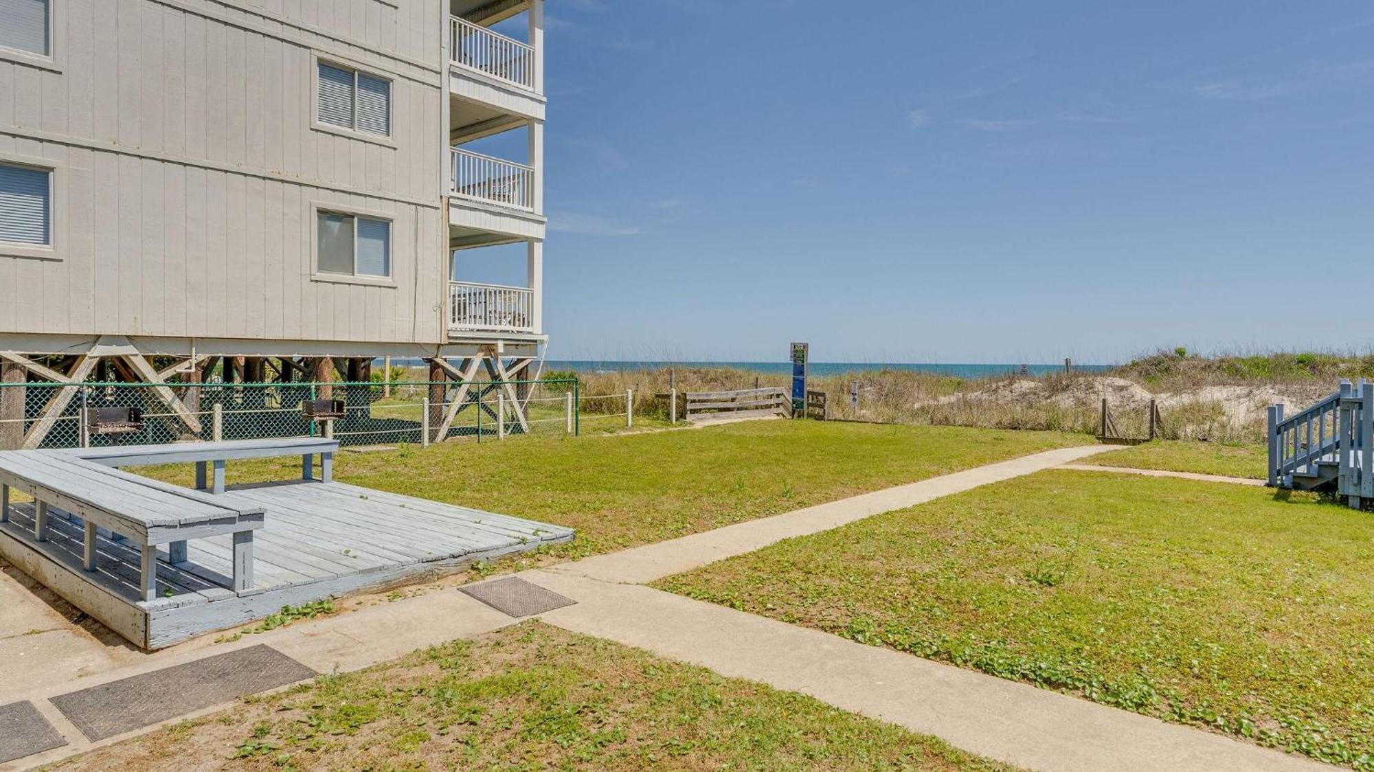Barnett House Bottom - Oceanfront - Windy Hill Section *