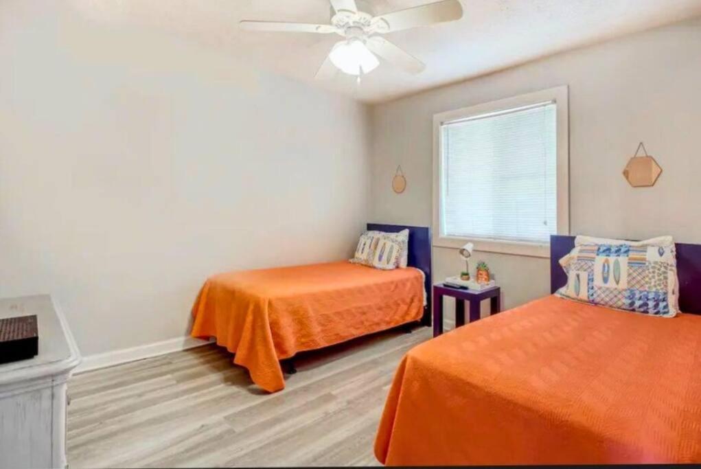 Shipwatch Pointe I ~ 2b/2b ~ Shore Drive Apartment
