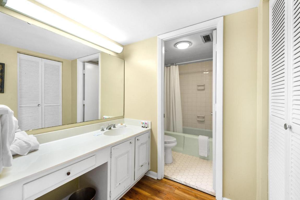 Arcadian One 08e Holiday home