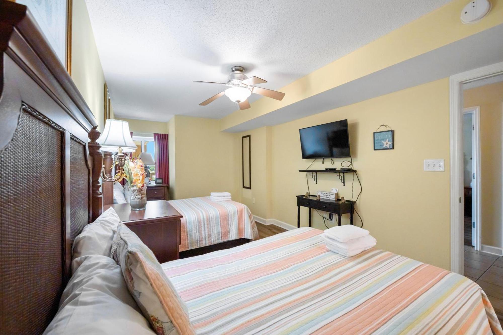 Holiday home Malibu Pointe 505 - 2nd Row Ocean View - Crescent Section Myrtle Beach