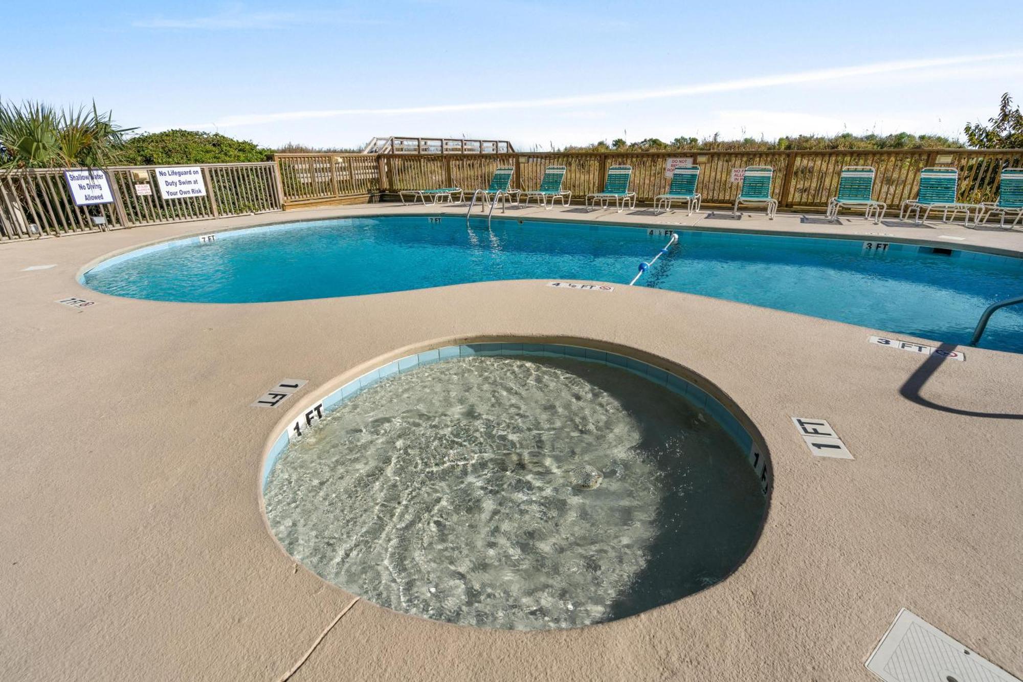 Waterpointe Ii 405 - Oceanfront - Windy Hill Section Holiday home *
