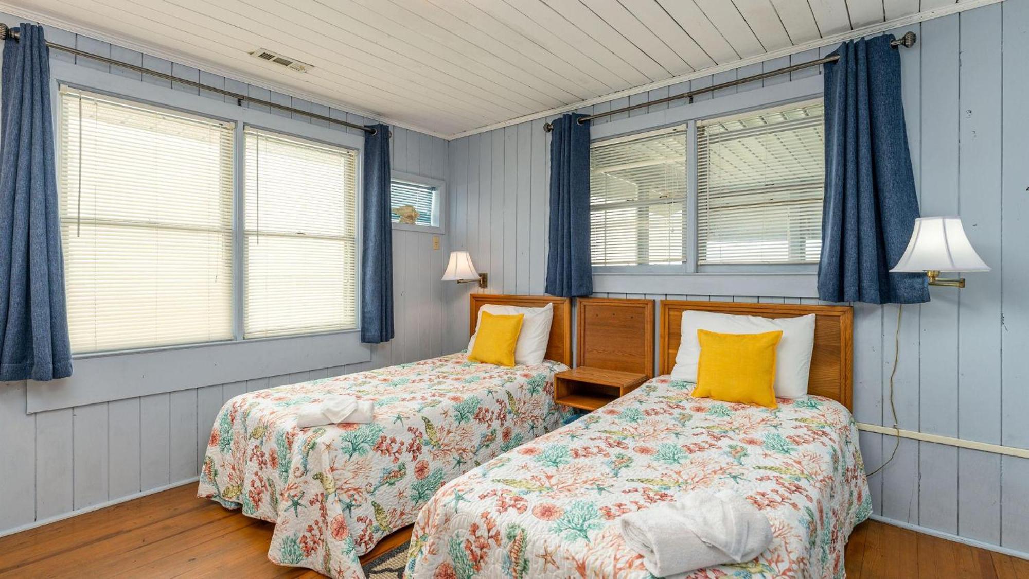 Barnett House - Oceanfront - Windy Hill Section * Myrtle Beach
