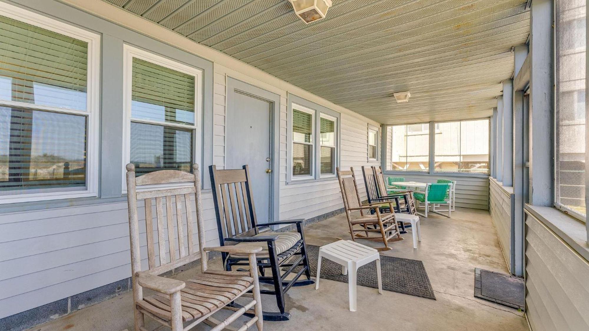 Barnett House Bottom - Oceanfront - Windy Hill Section * Myrtle Beach