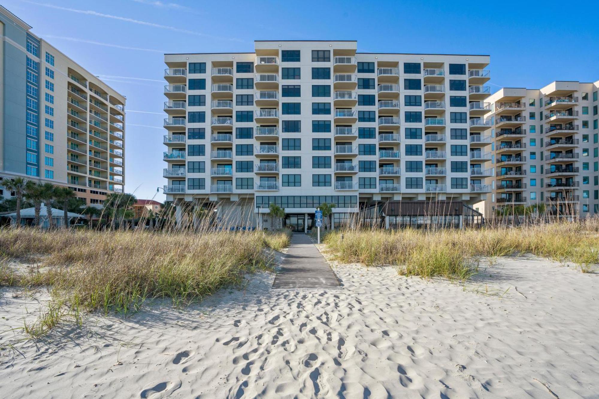 Windemere 702 - Oceanfront - Ocean Drive Section Holiday home
