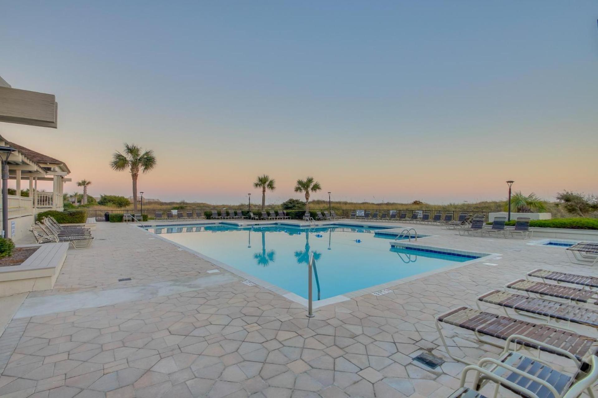 Ocean Creek J8 - Oceanfront - Windy Hill *