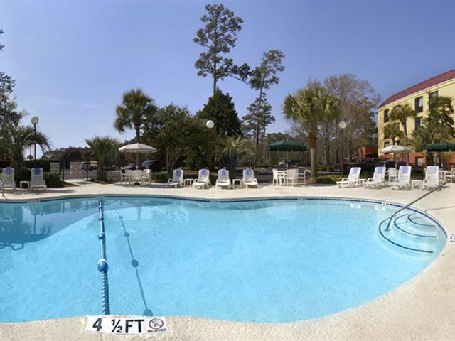 Inn Red Roof Myrtle - Market Commons Myrtle Beach