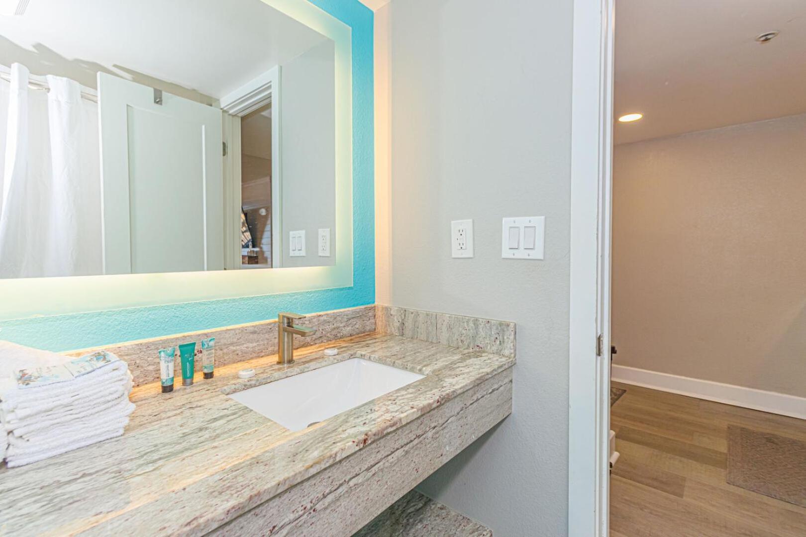 Immaculate Ocean View Double Queen Suite! Beautifully Upgraded!-grande Cayman Unit 316 Myrtle Beach