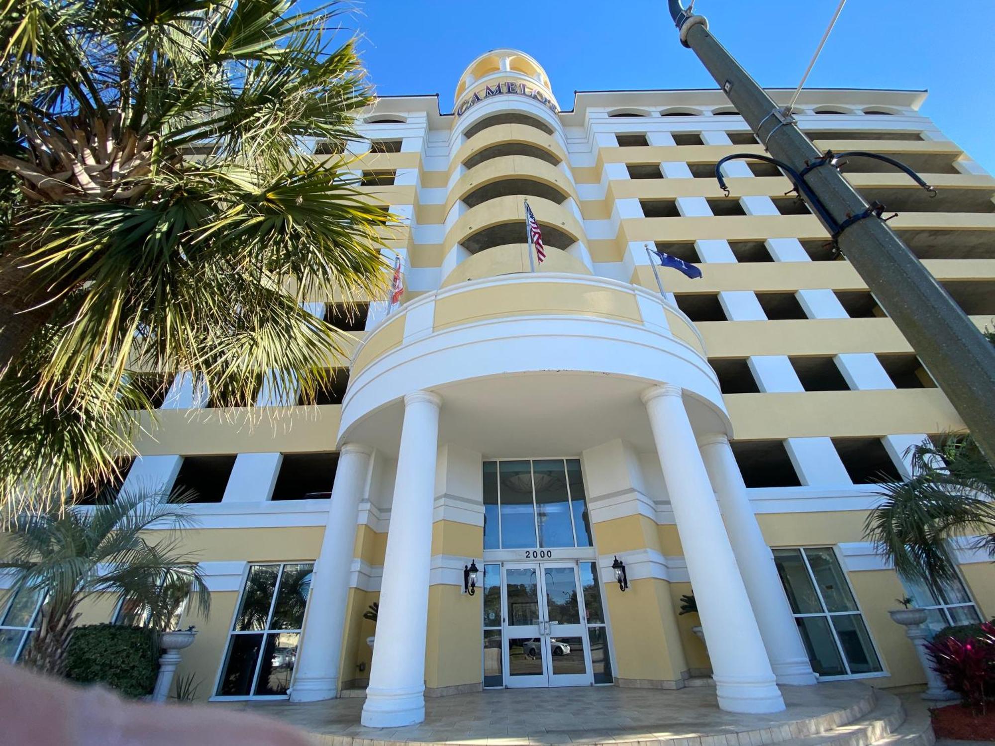 Camelot By The Sea Ocean Front * Myrtle Beach