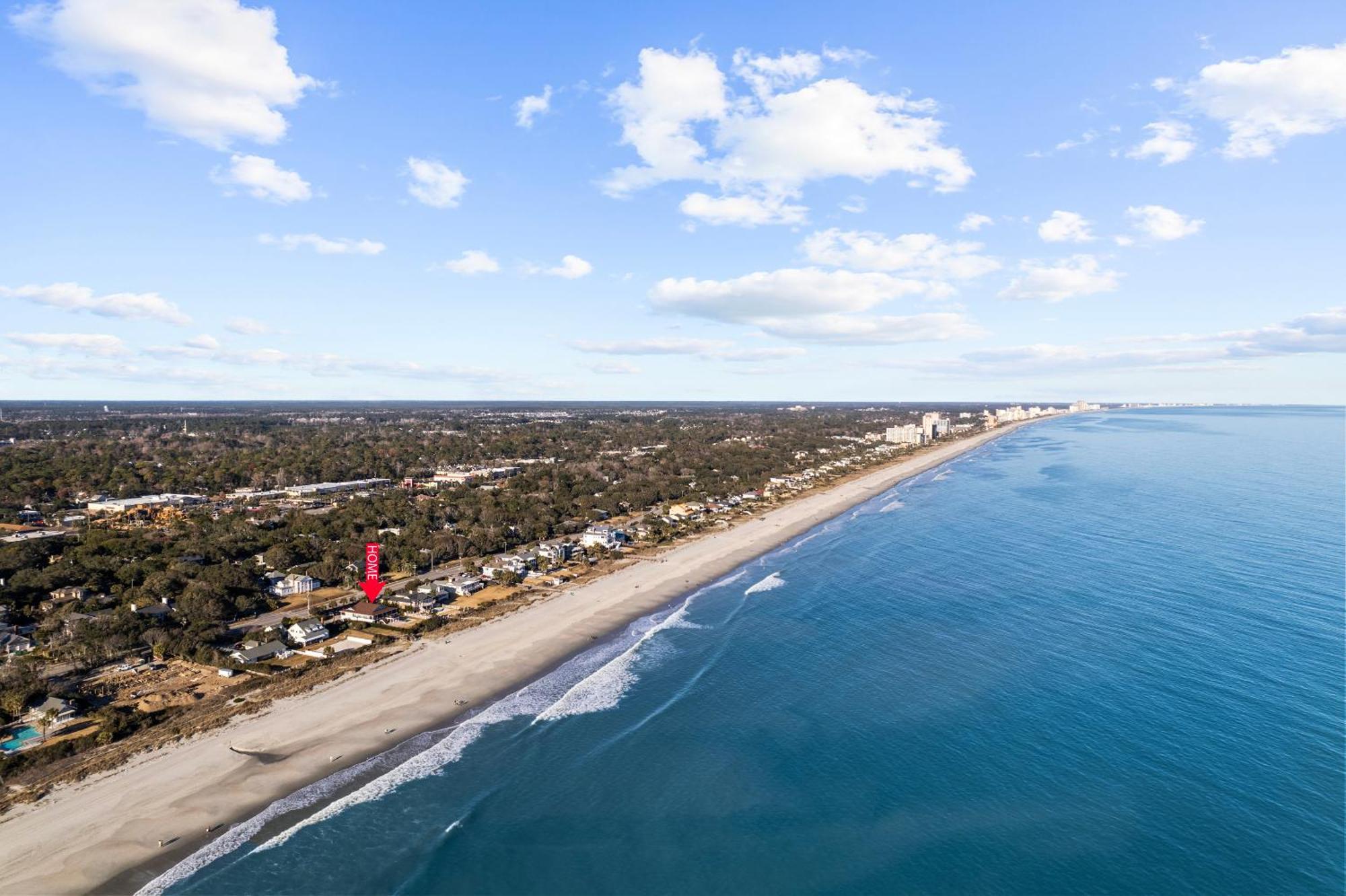 Posh Oceanfront Oasis: Private Pool, & Game Holiday home