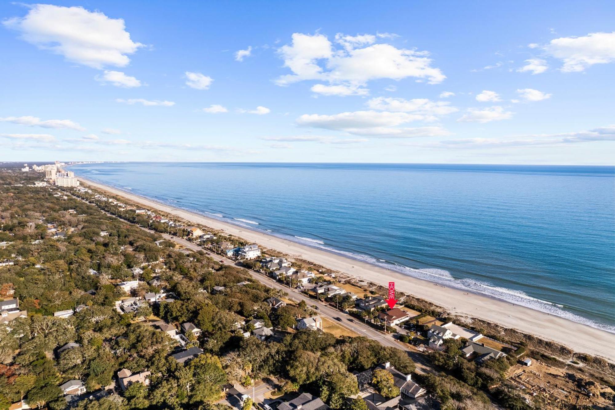 Holiday home Posh Oceanfront Oasis: Private Pool, & Game *