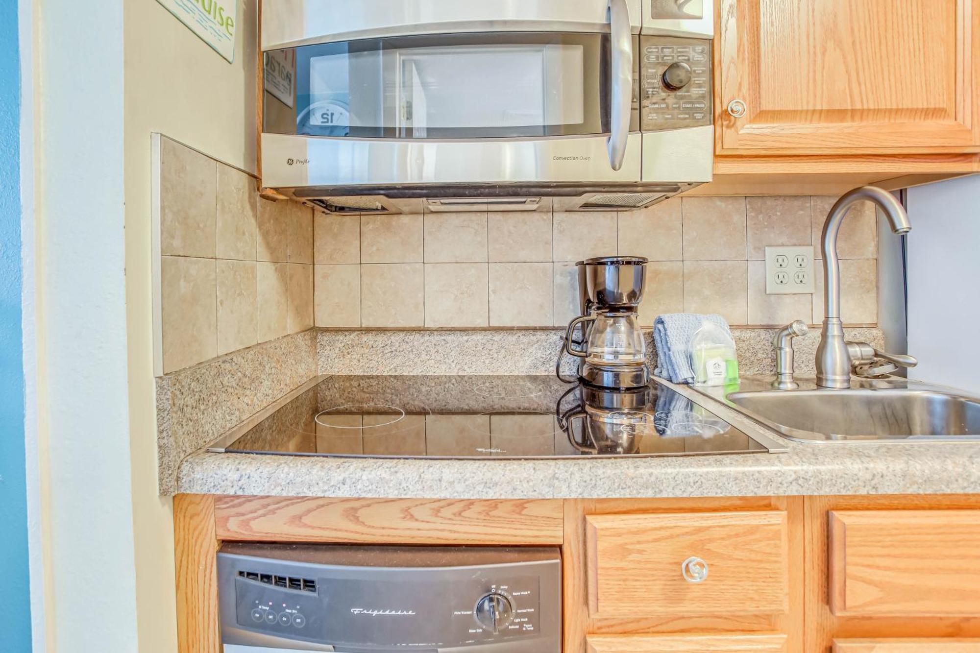 Apartment Oceanfront Myrtle With Pool Access! *
