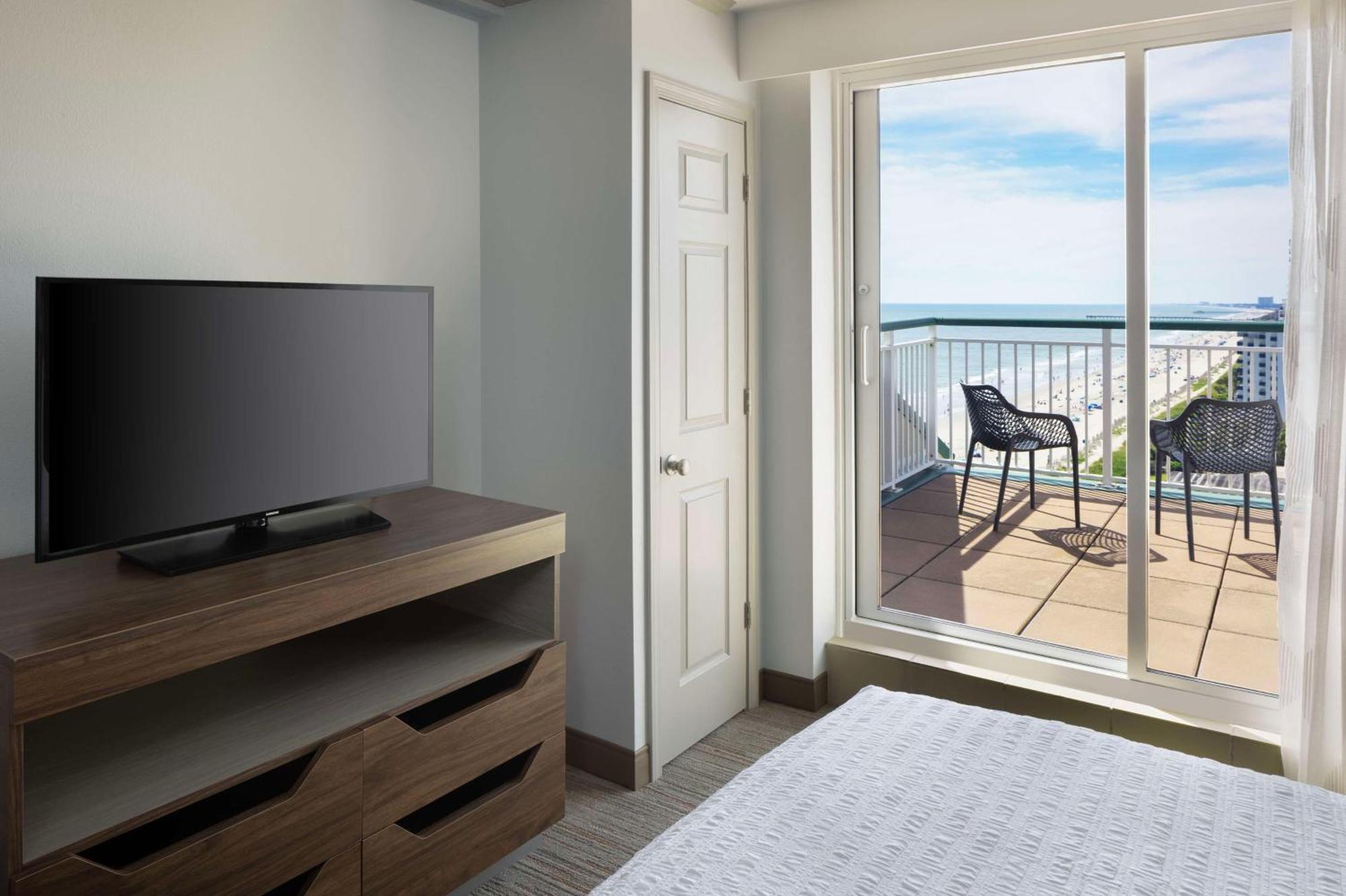 Hotel Hampton & Myrtle Oceanfront 3*