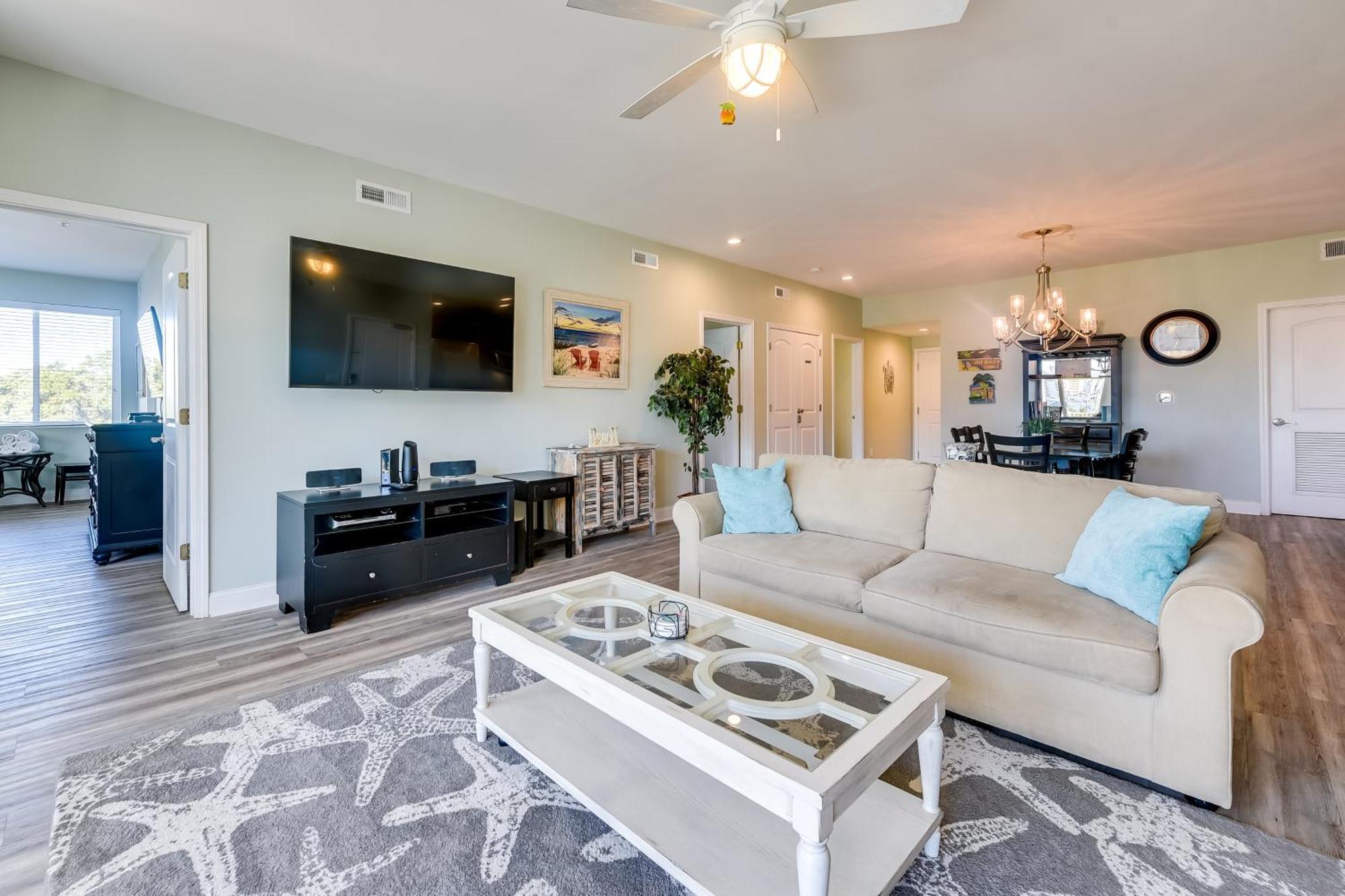 Apartment Roomy North Myrtle Condo, Walk To Myrtle Beach