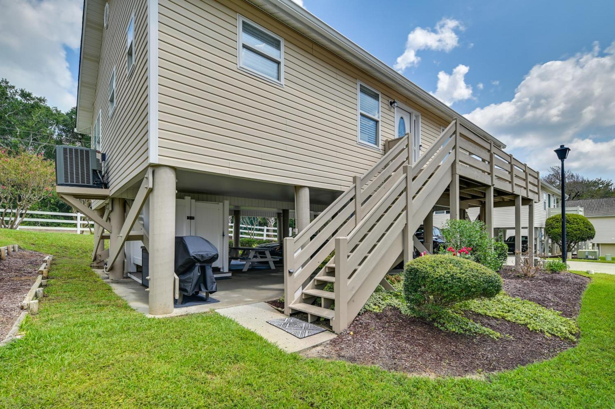 Updated Myrtle With Shared Pool! Myrtle Beach