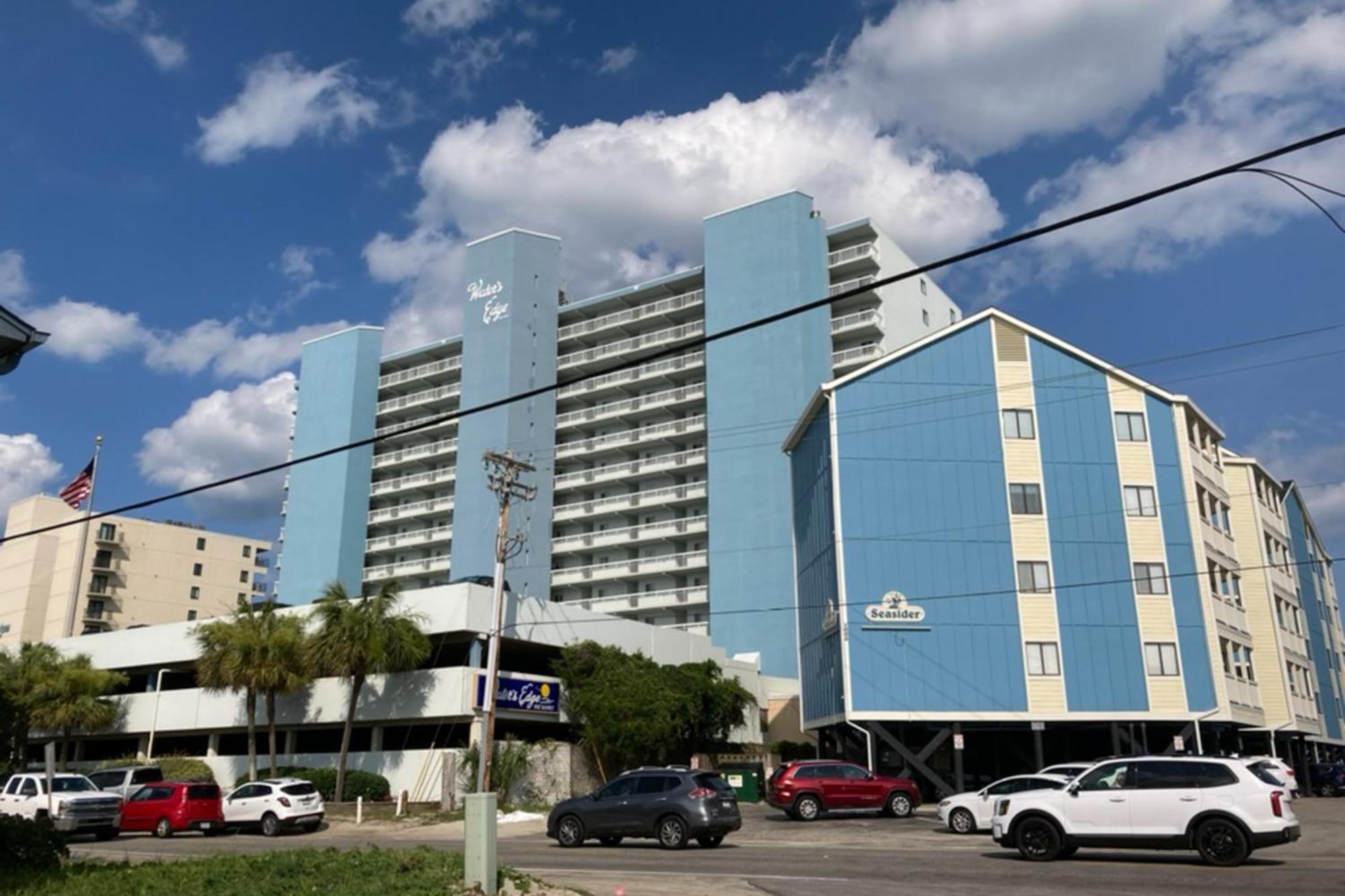 Apartment Water's Edge 901