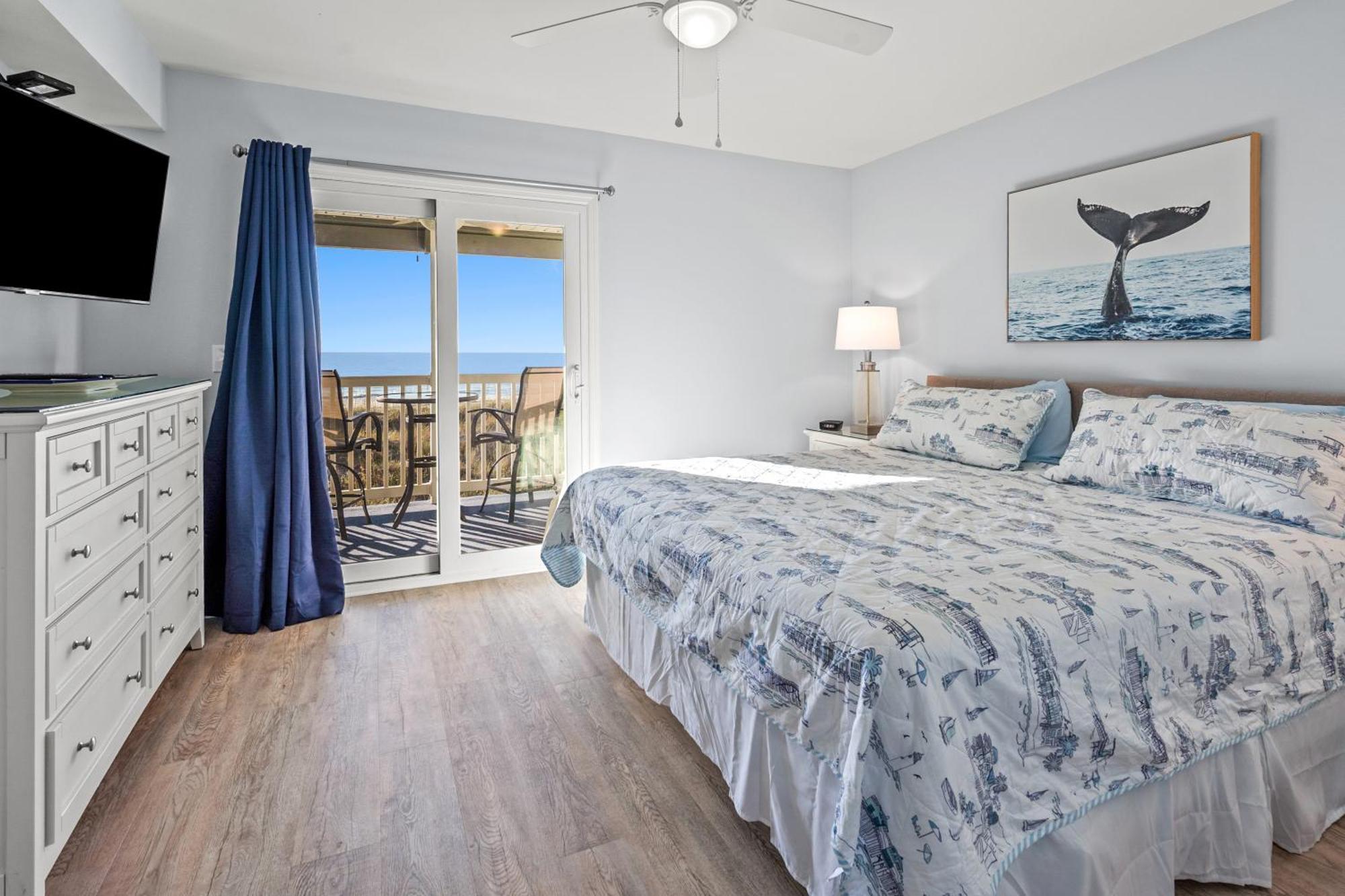 Apartment Sea Cloisters 205d *