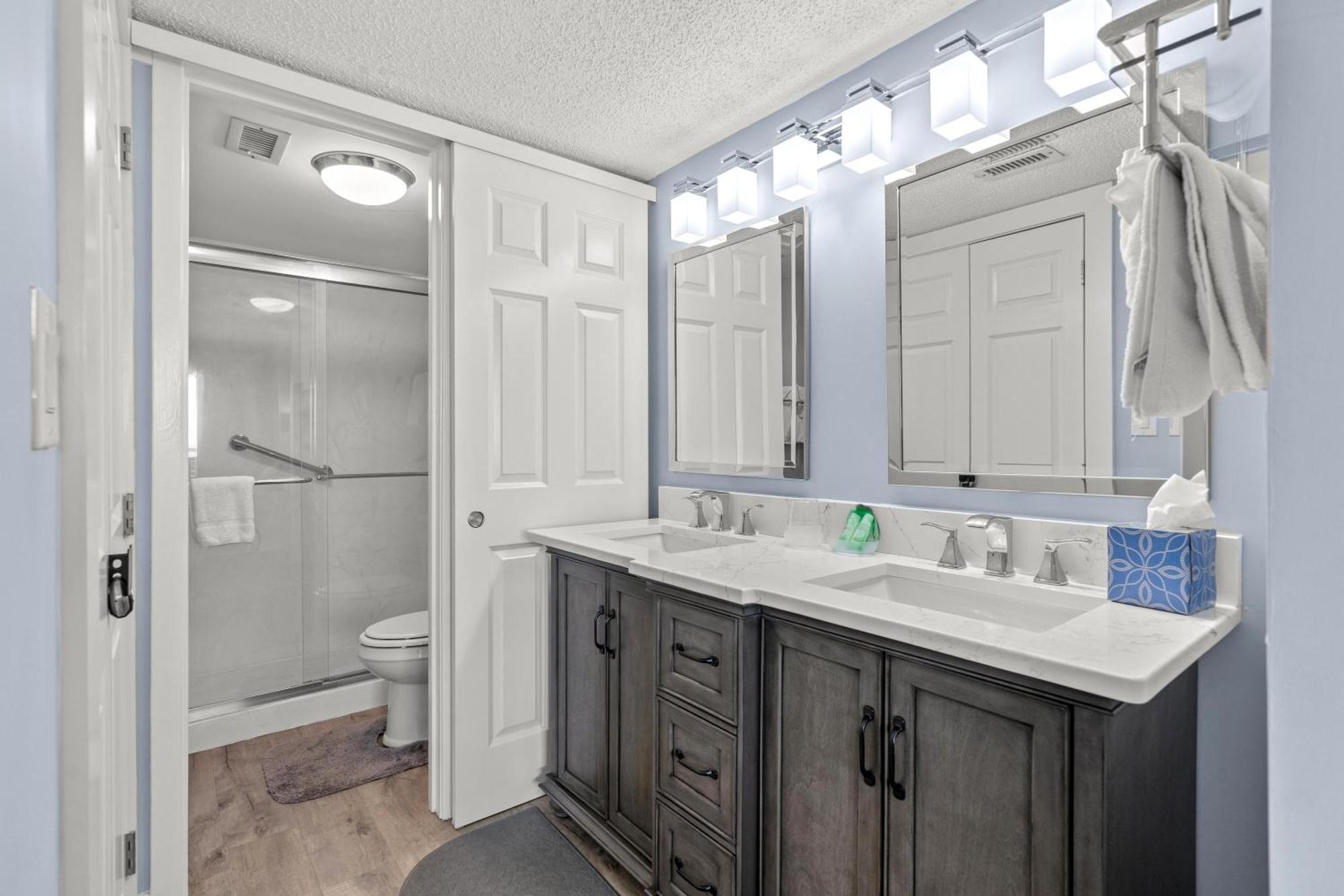 Windemere 702 - Oceanfront - Ocean Drive Section Holiday home