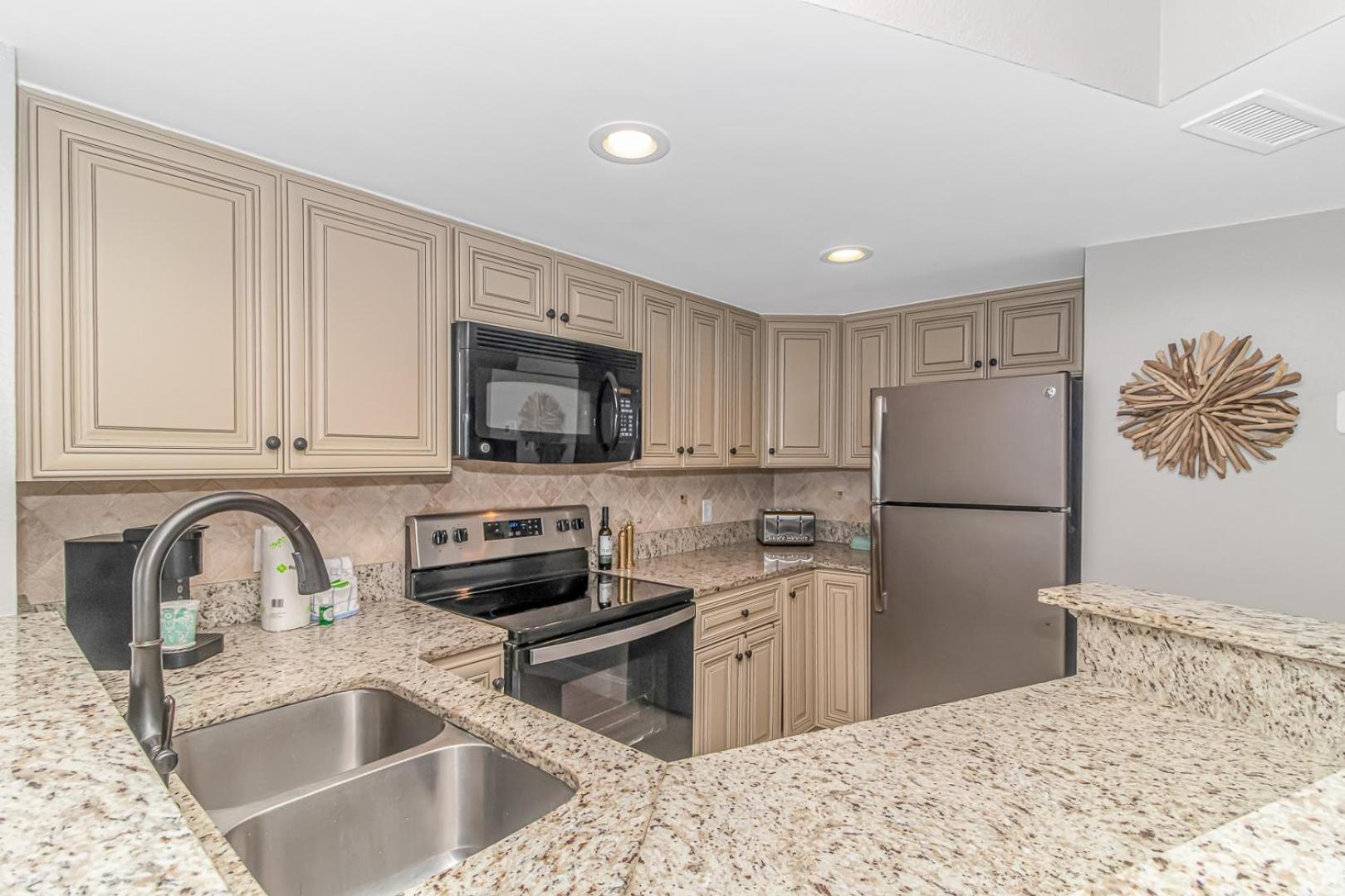 Breathtaking Ocean View 3 Bedroom Suite-the Savoy Unit 501 *