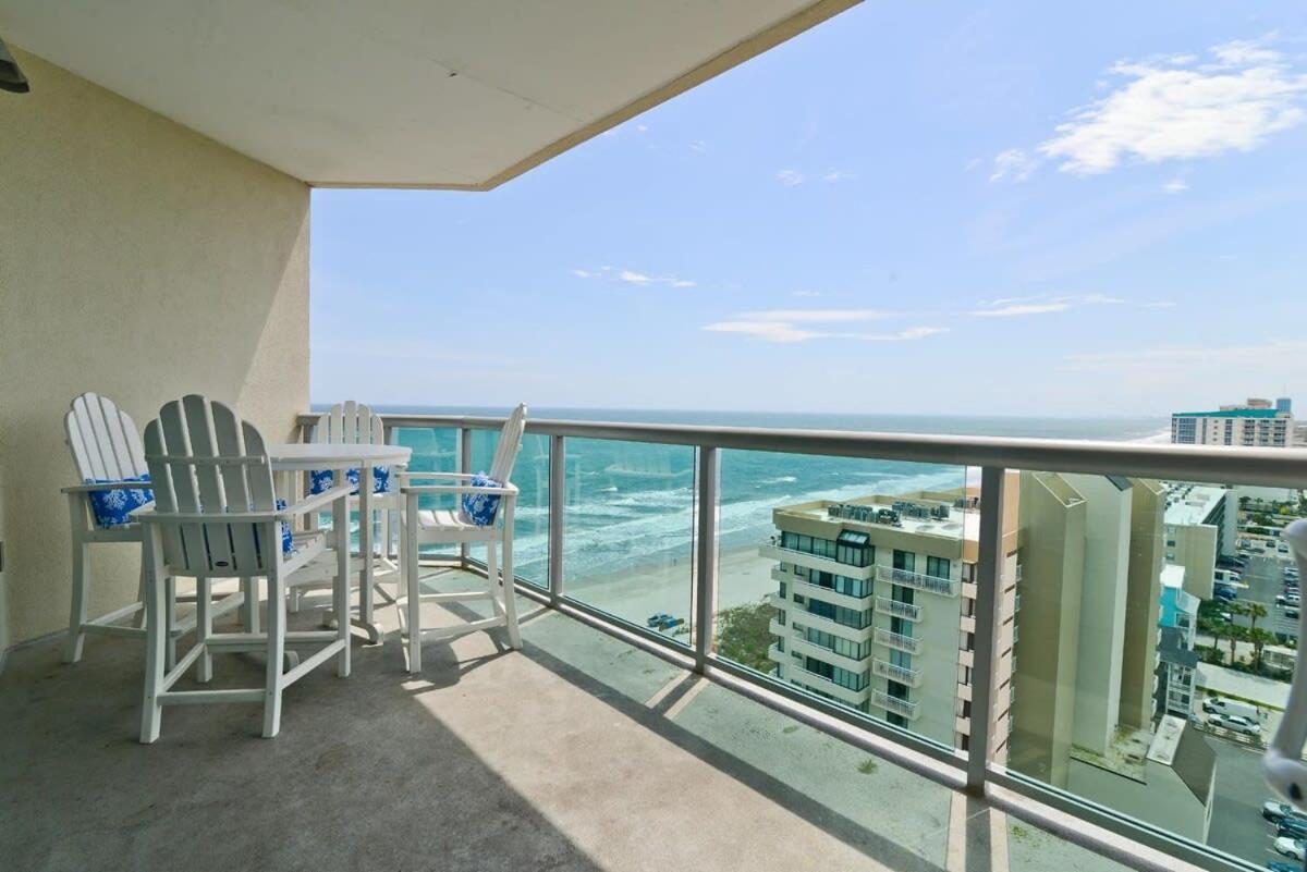 Penthouse Stunning Ocean Views Lazy River Indoor Pool Holiday home