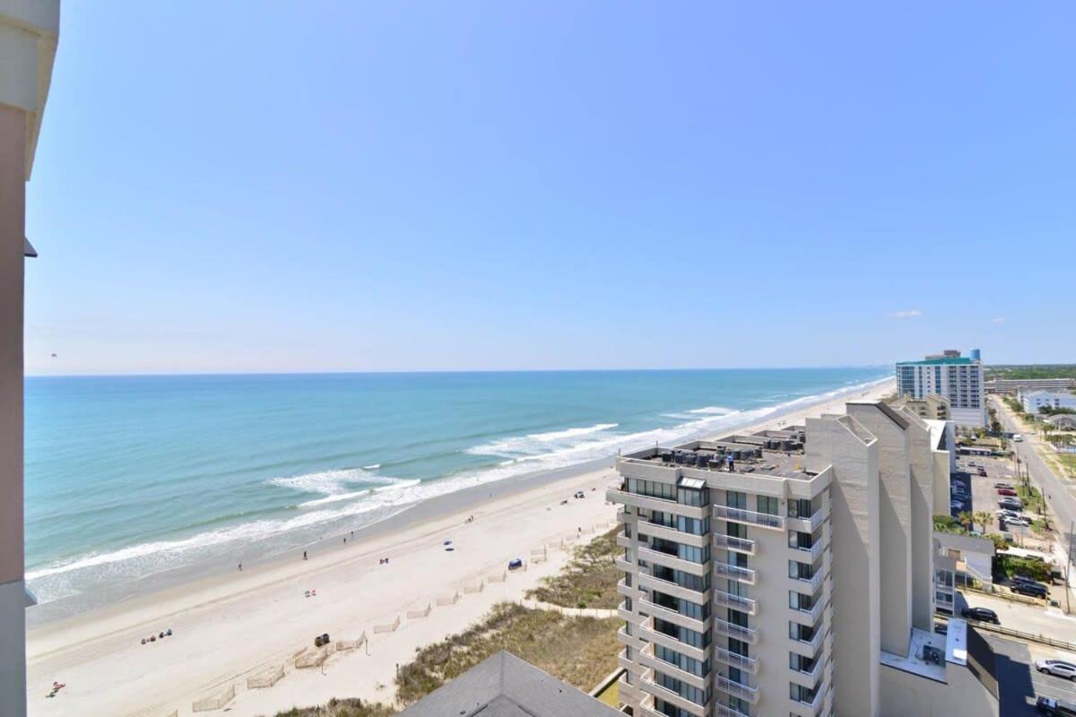 Penthouse Stunning Ocean Views Lazy River Indoor Pool *